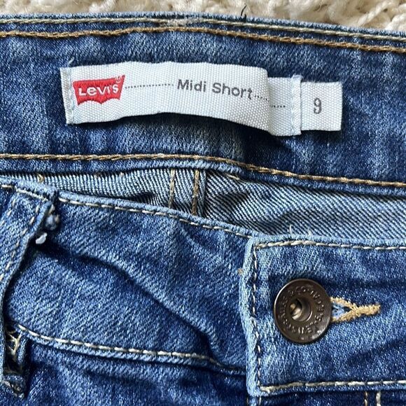 Levi's Jeans Genuinely Crafted Juniors Jean Short Size 9 Sewn Hem RN# 81917 - Picture 2 of 11